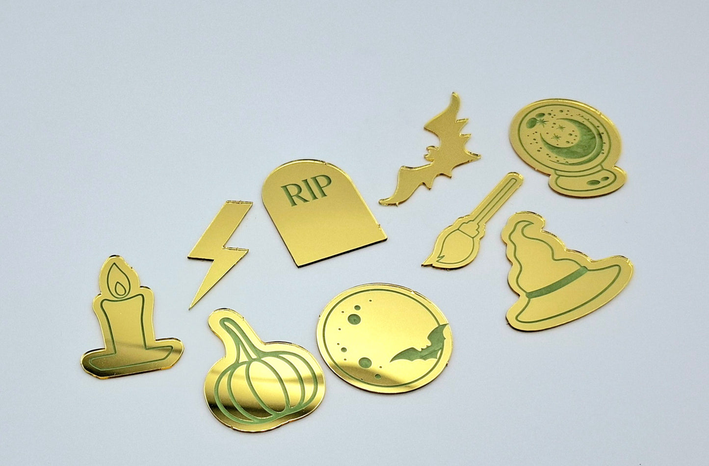 Dekorationen in Gold "Halloween"