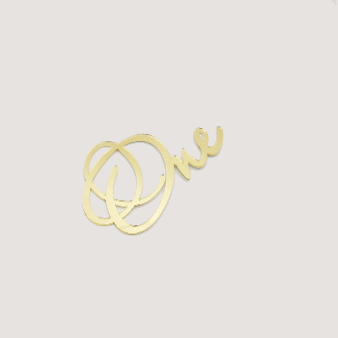 Cake Topper Schriftzug Gold "One"